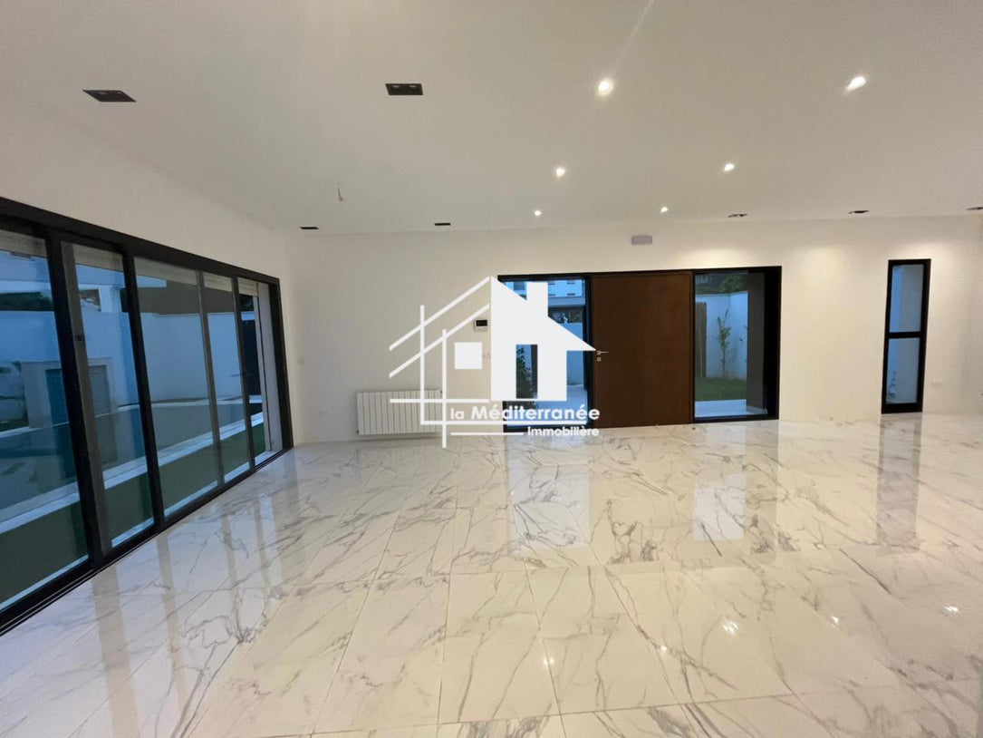 Une villa S+4 au Lac 2