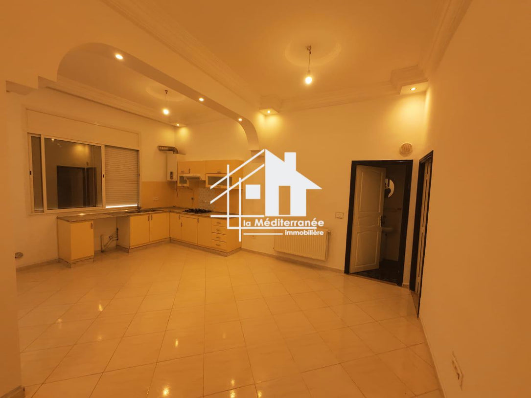 A louer étage de villa RDC s+3 a Bardo