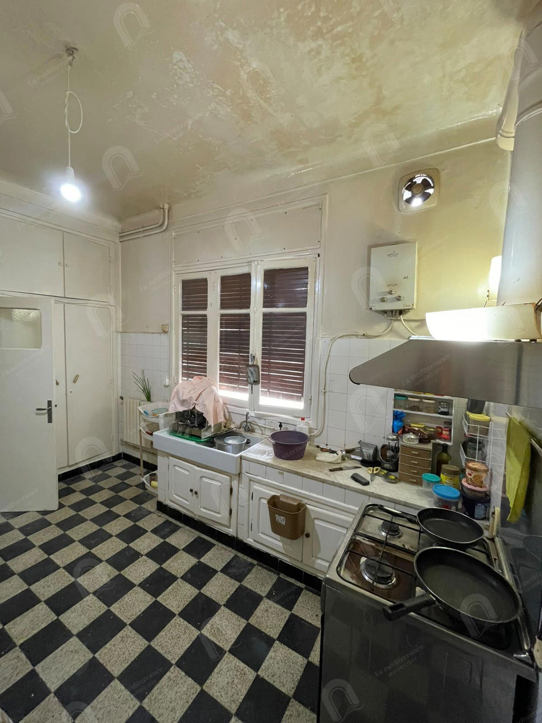 A vendre villa S+6 au coeur de bardo