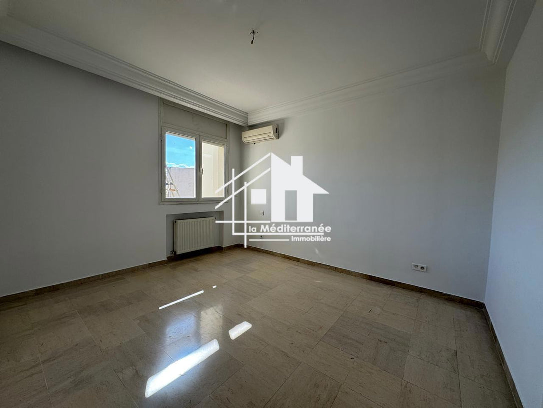 Appartement S+2 aux lac 2