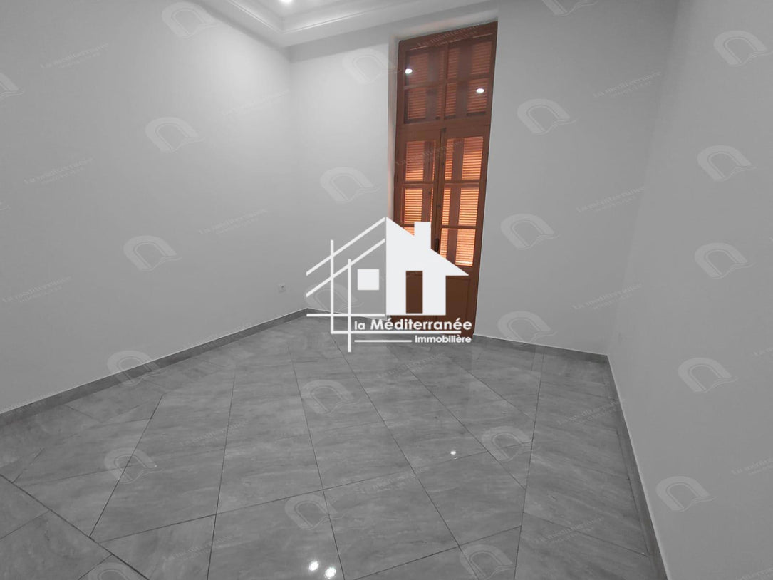 A louer bureaux neuf h3/h4 au centre ville Tunis