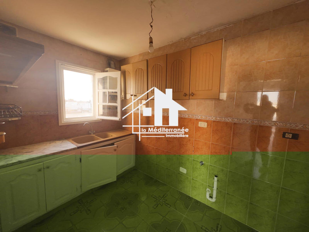 A louer étage de villa S+2 à khaznadar