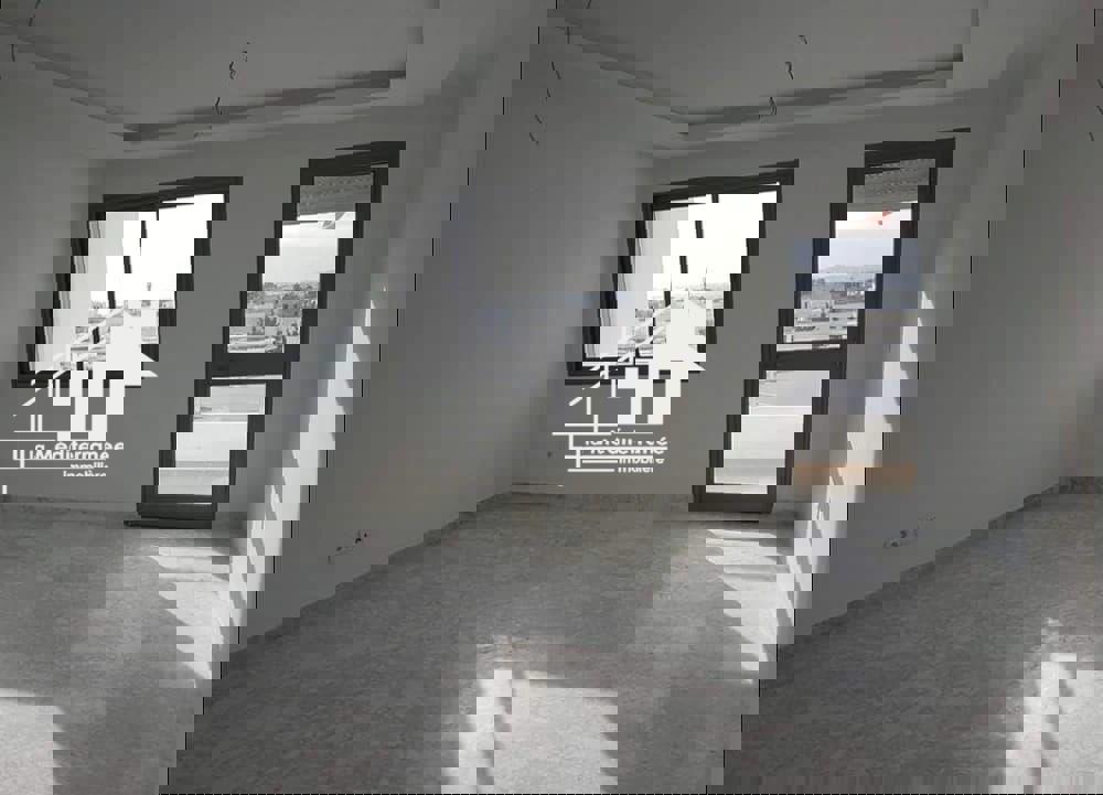 Appartement S+3 à Jardin de l'Aouina