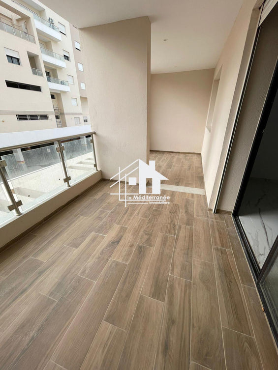 a vendre un appartement