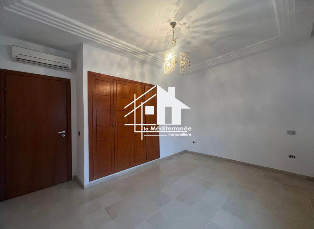 A louer un appartement S+2 aux jardins de carthage