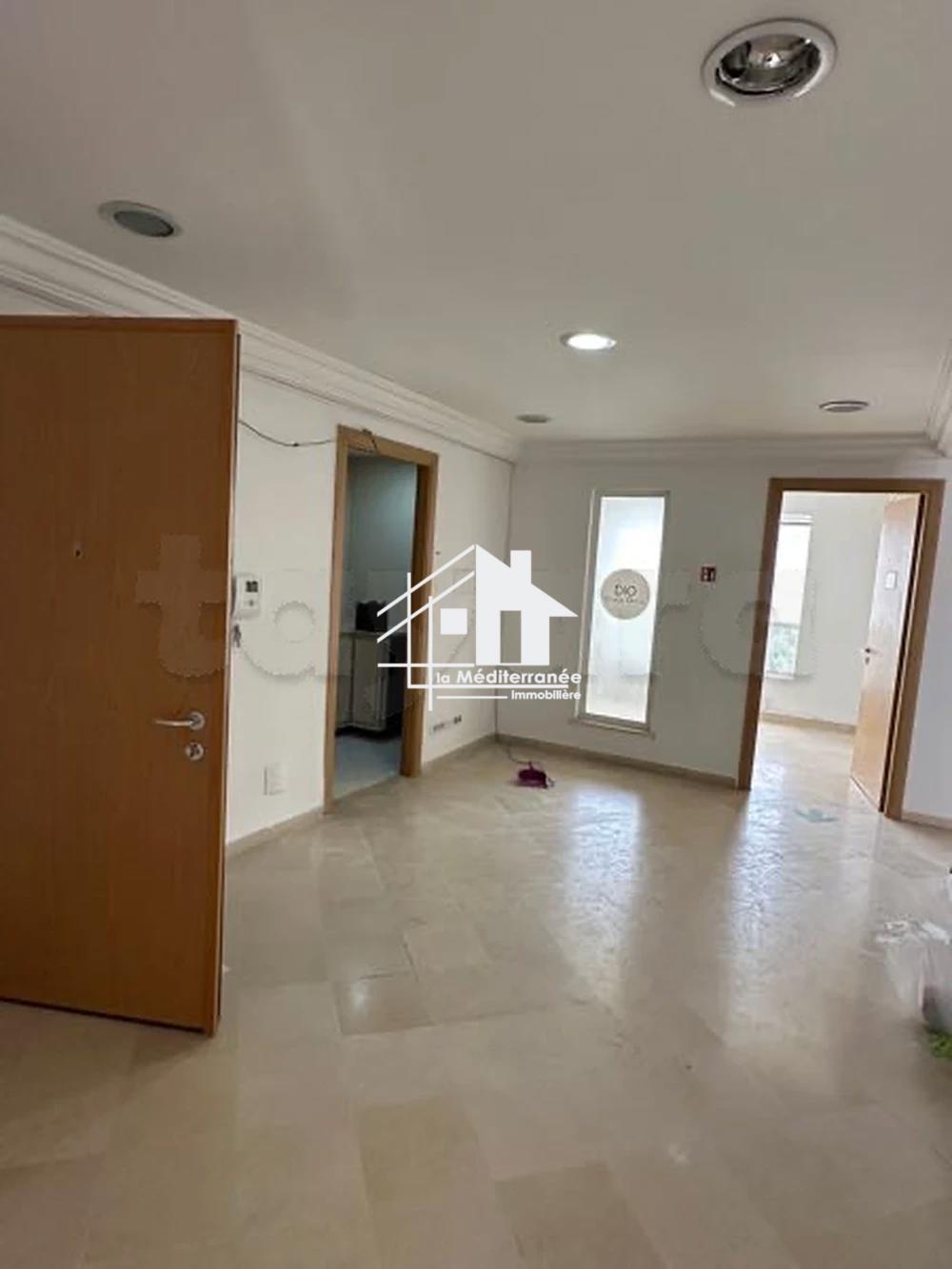 A louer bureau H+4 hst à beb saadoun