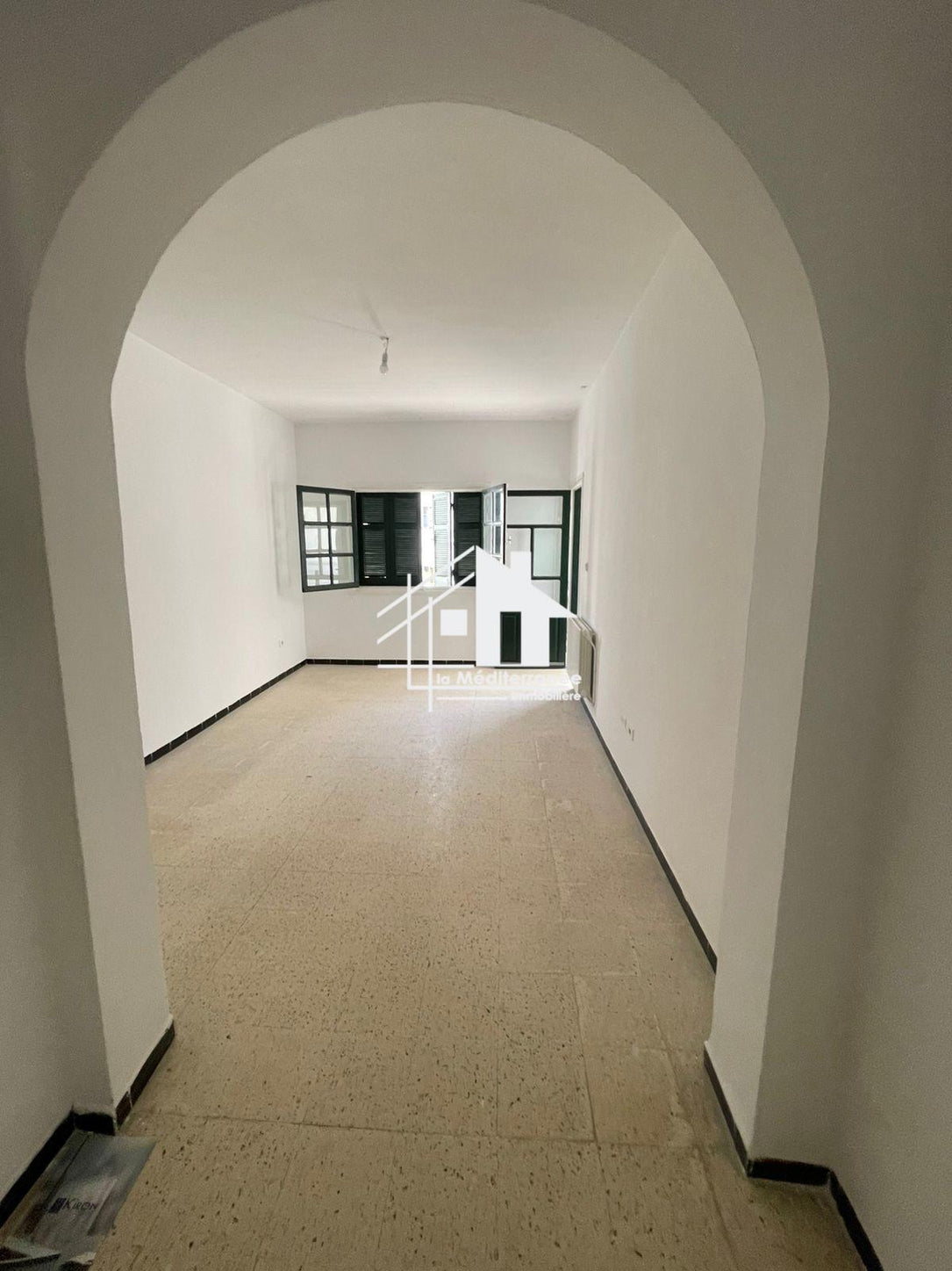 À Vendre – Appartement s+3 en RDC