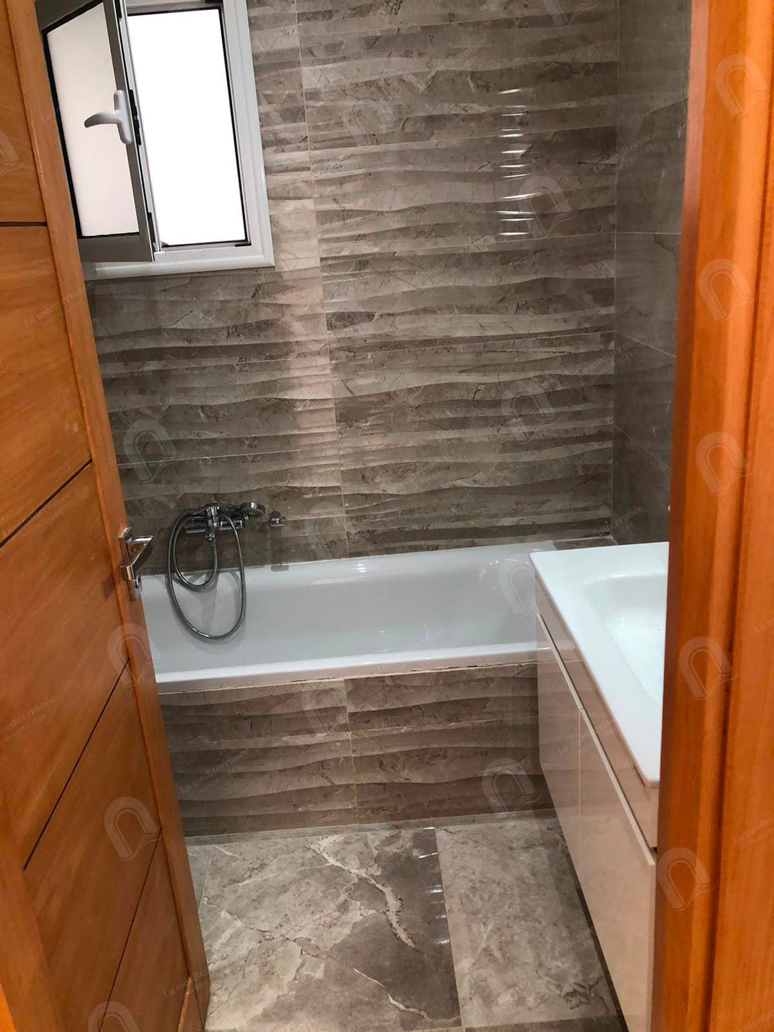 A vendre  un appartement s+3 à  menzah 9c