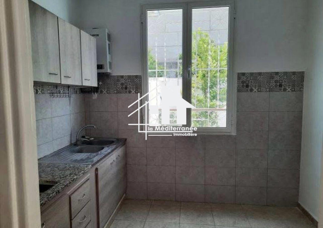 A louer étage de villa s2 au Bardo