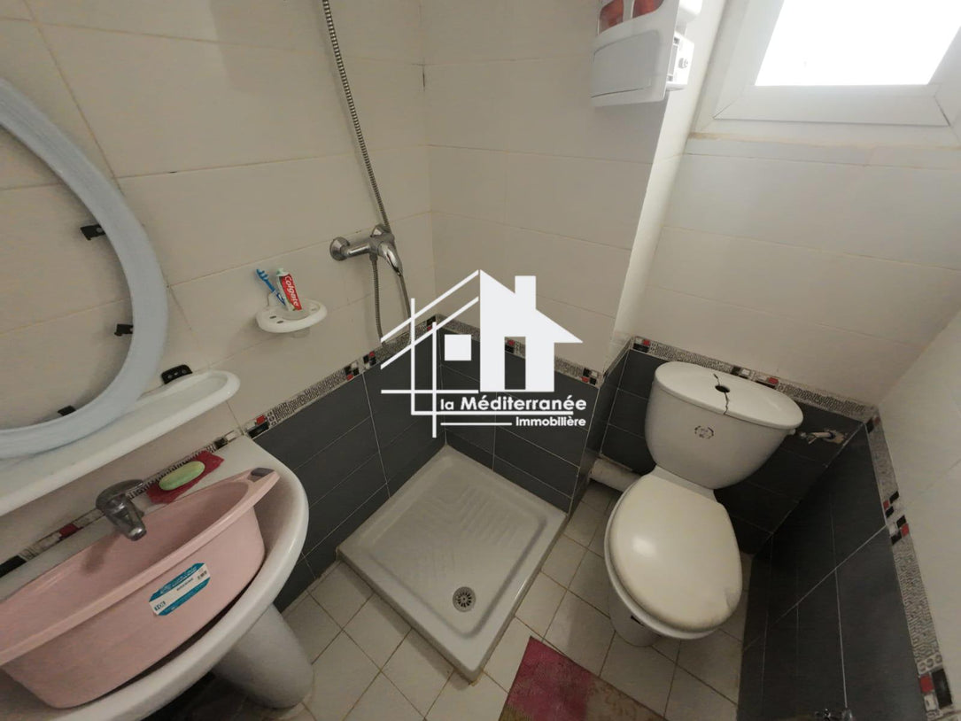 A vendre appartement S+2 à manouba cité les oranges