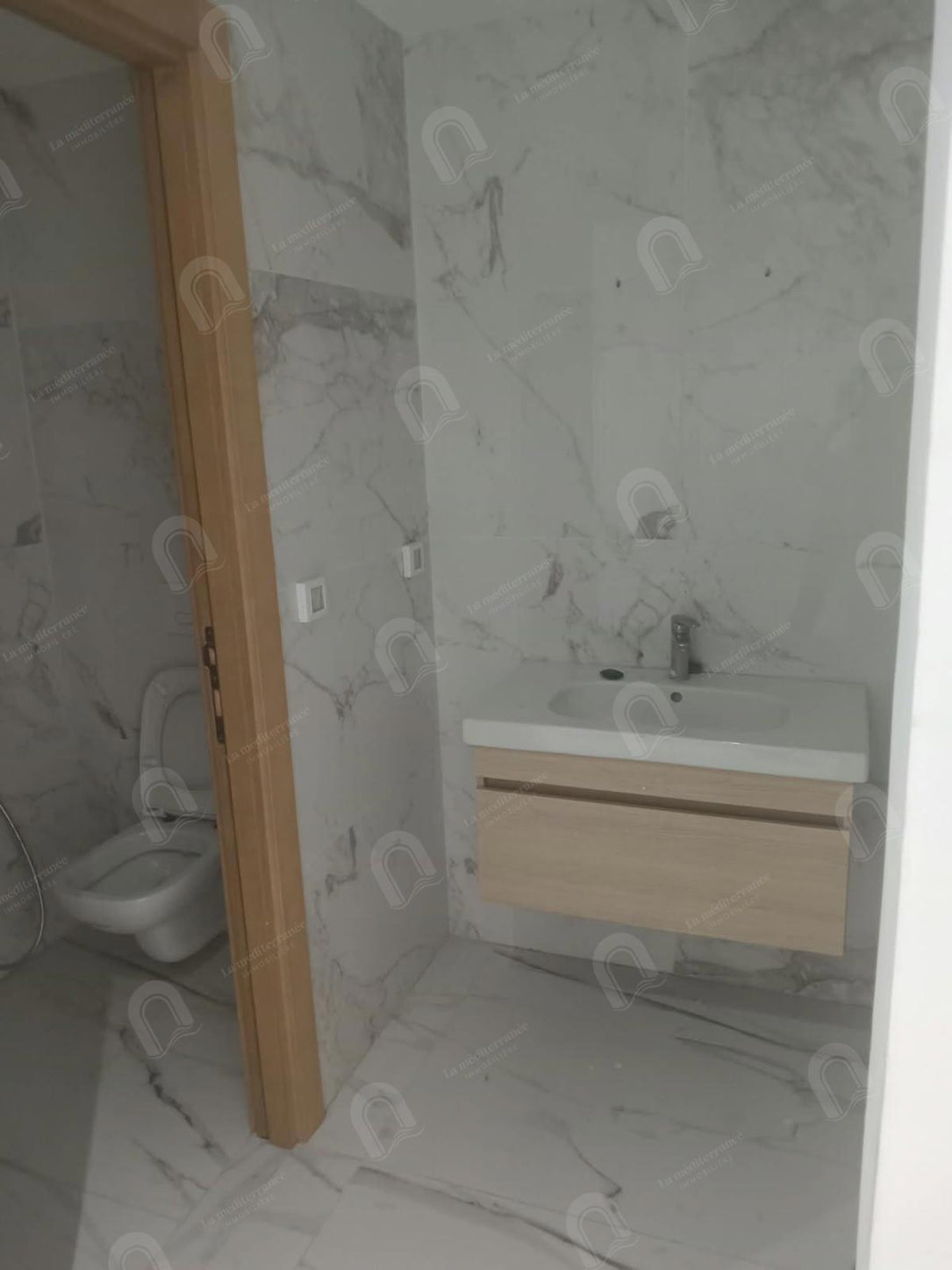 a louer un appartement s+3 a jardin el manzah 2