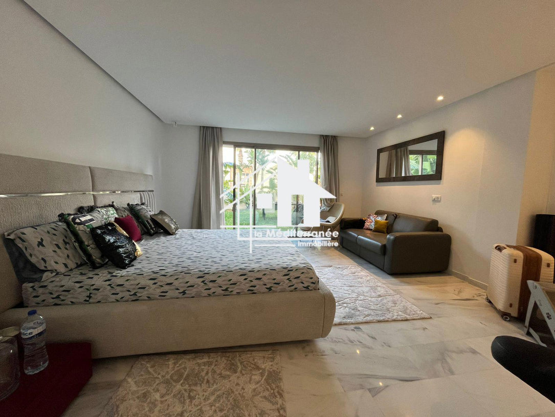 A louer un appartement s+2 vide à Gammarth touristiqie