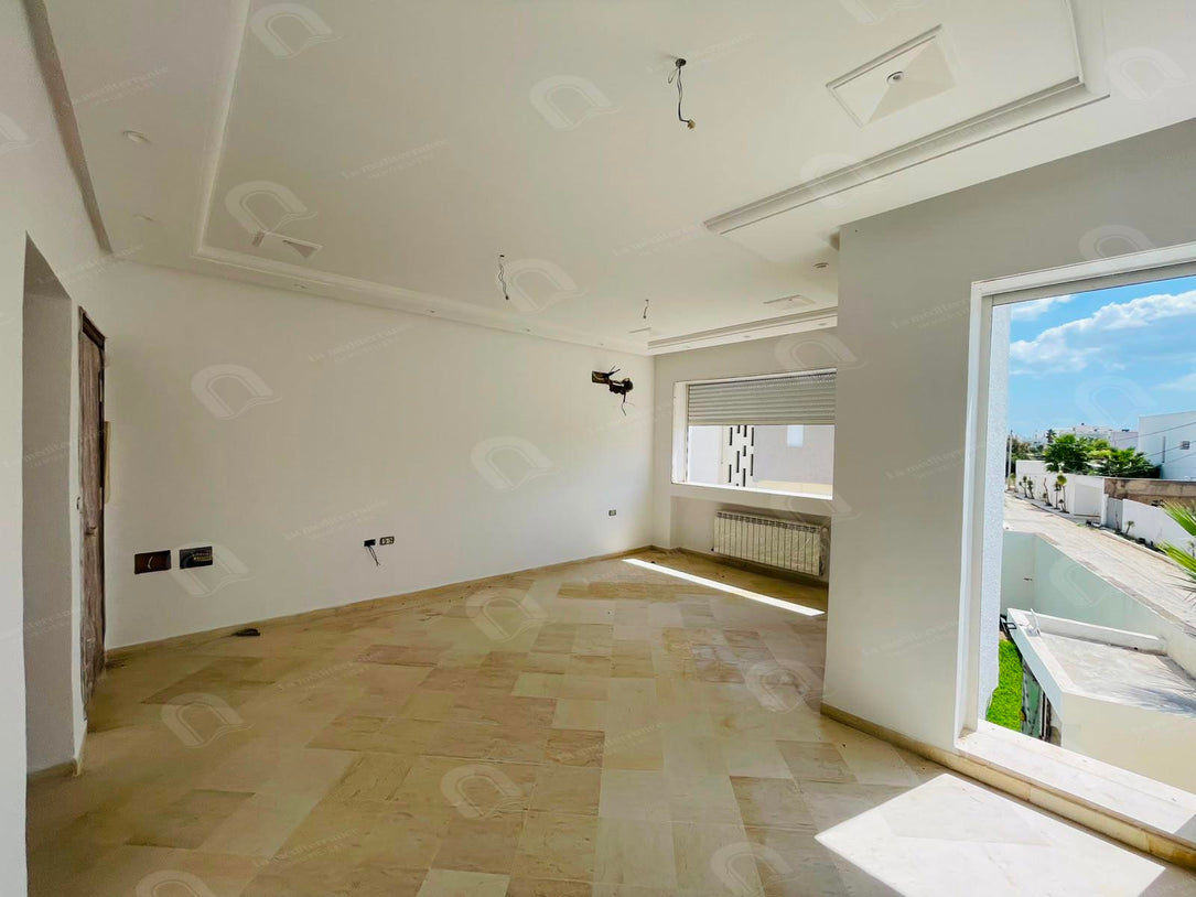 Villa a vendre à chotrana 3