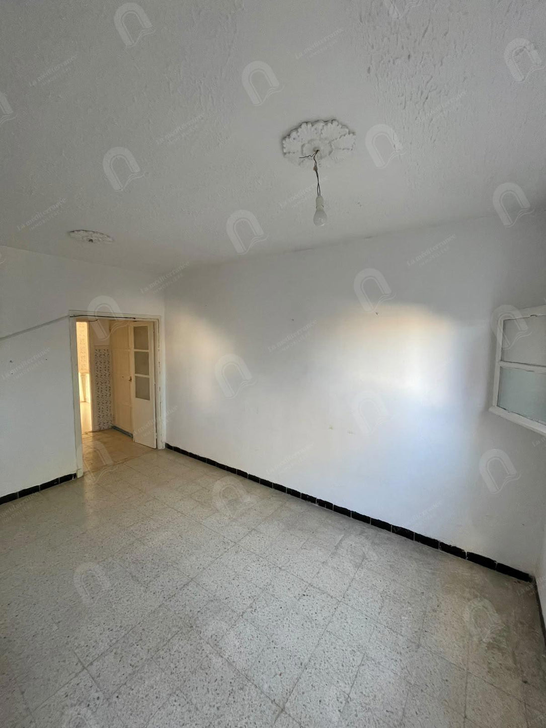 A vendre appartement S+2 à Khaznadar