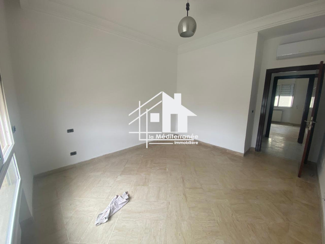 Un appartement S+2 au berges du Lac 2