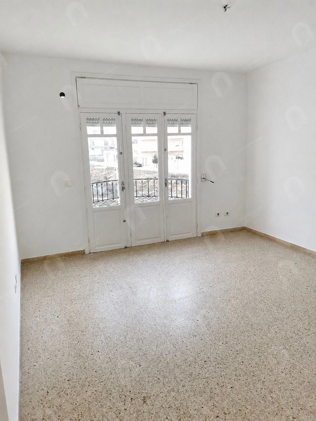 A louer appartement S+2 à El Agba cité El waha