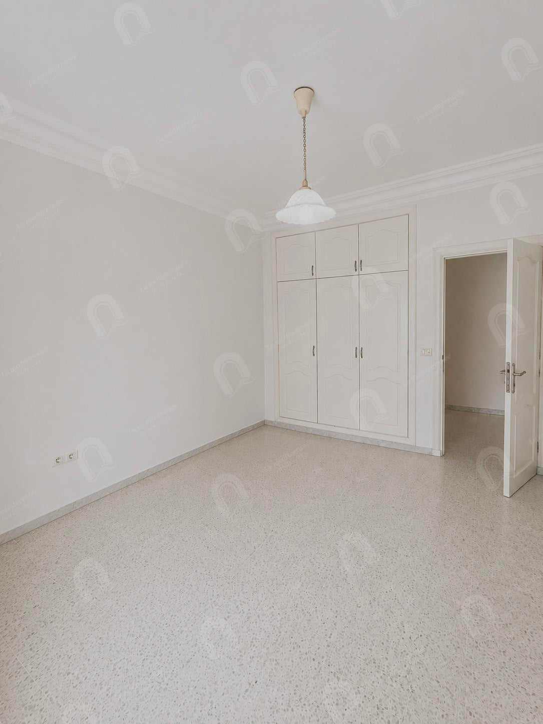 À louer appartement S+3 au bardo