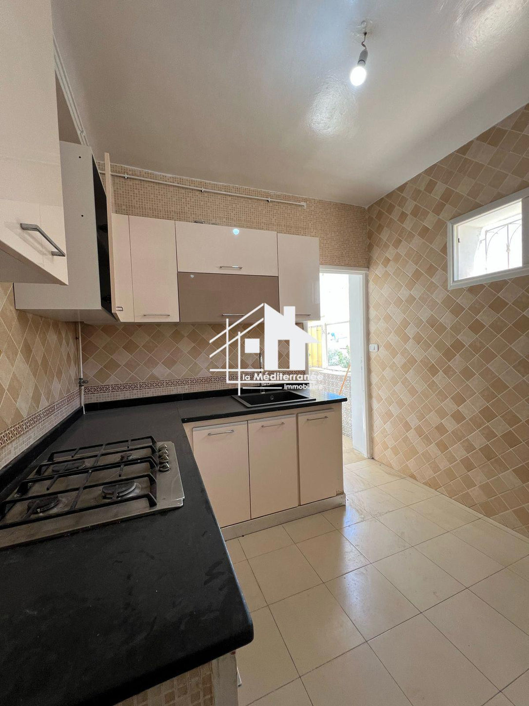 A vendre appartement S+3 à Khaznadar