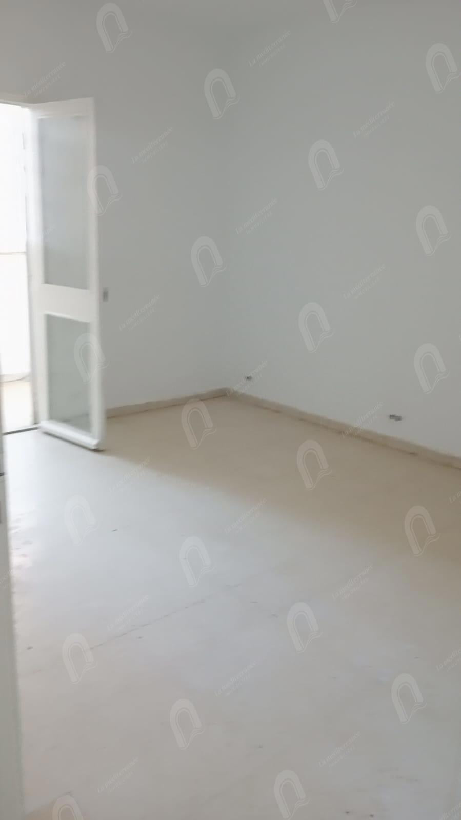 à louer un appartement s+2 à Menzah 7