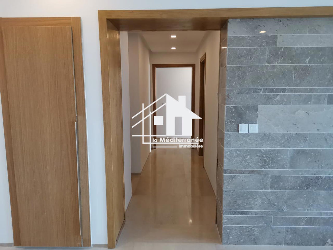 À vendre – Appartement S+3 Très Haut Standing à Jardin de Carthage