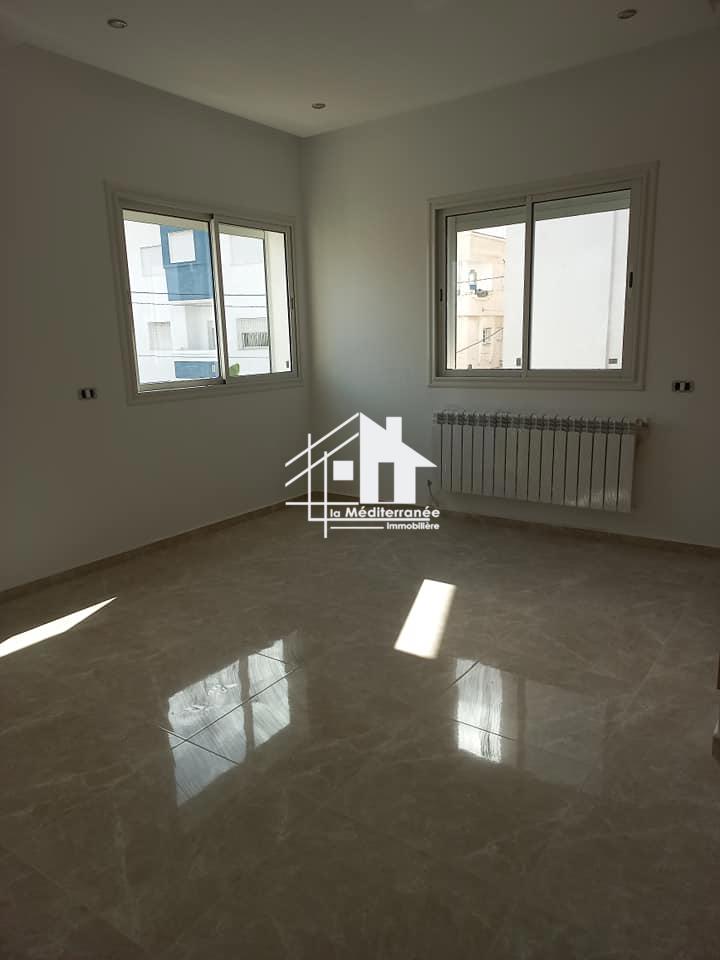 A louer étage de villa S+2 au Bardo