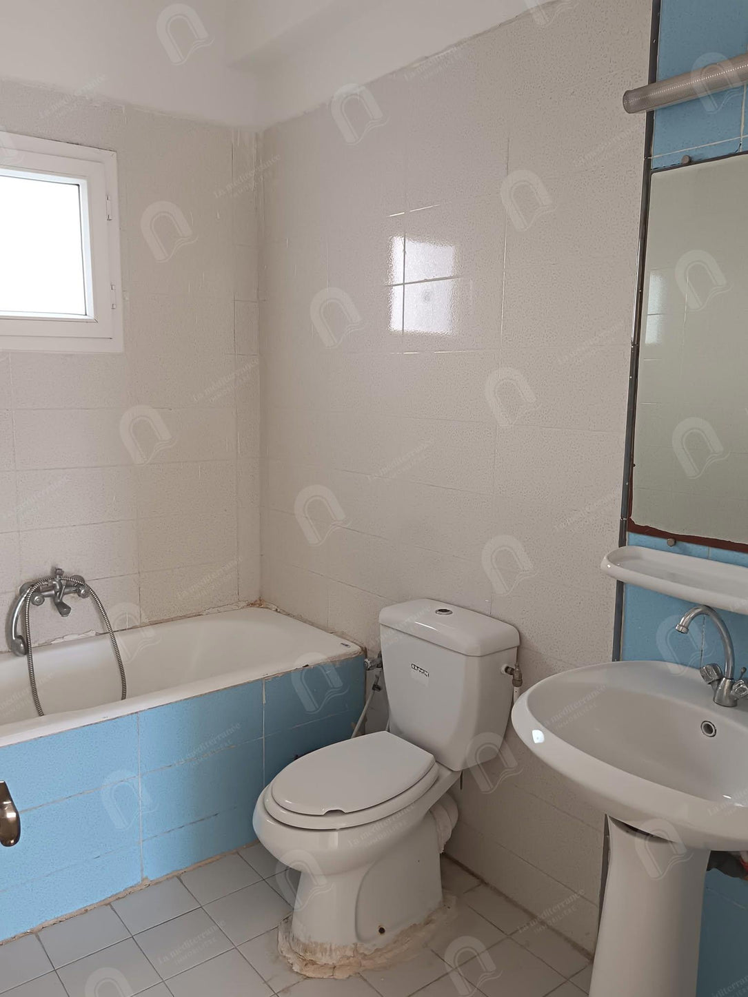 à vendre un appartement au RDC