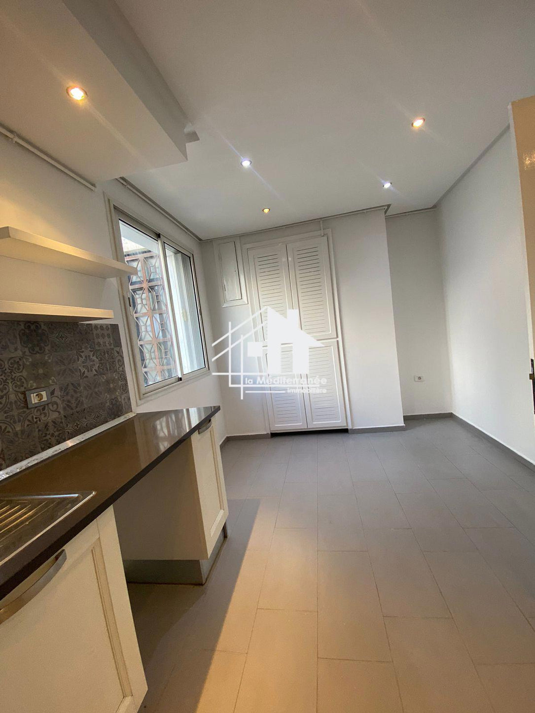 A louer appartement S+2 hst au bardo 2