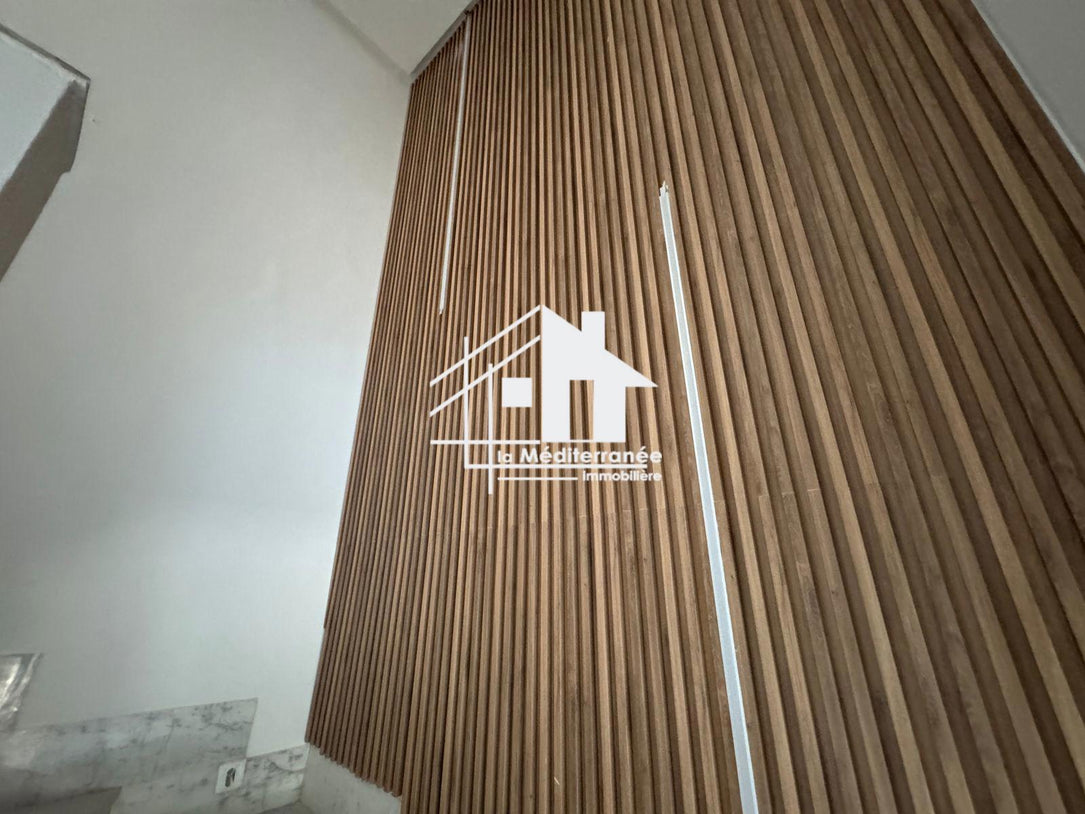 Un magnifique Duplex S+3 meublé  à Jardins de Carthage