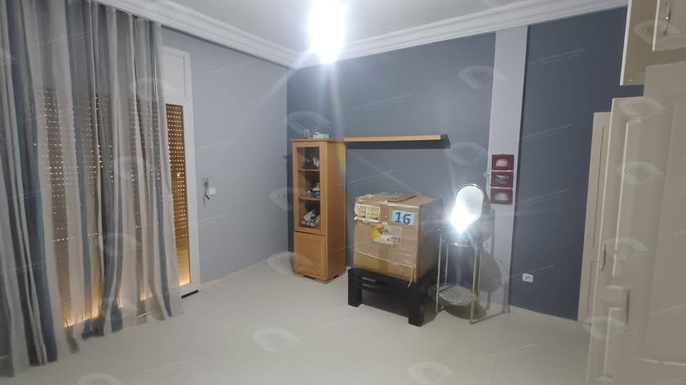 à louer une villa s+4 à mourouj 6