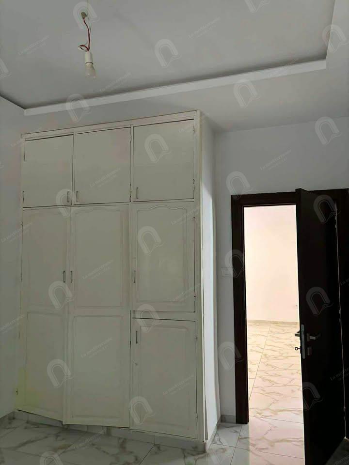A louer un étage de villa S+2 Rdc indépendant  au Bardo