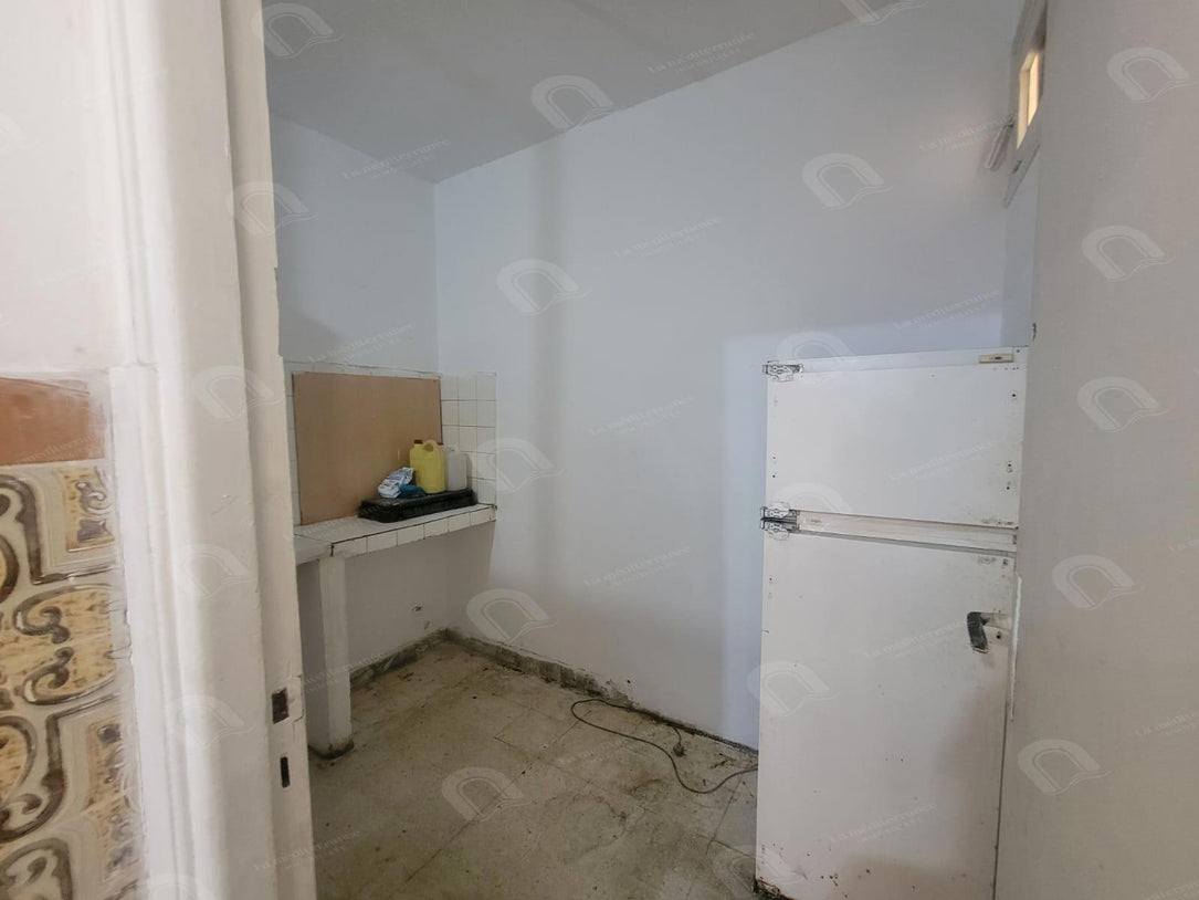 A louer appartement S+3 au avenue londres
