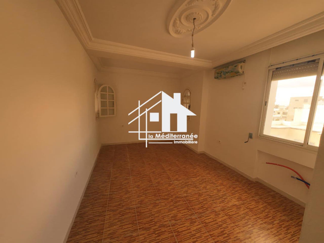 A louer étage de villa S+4 à manouba