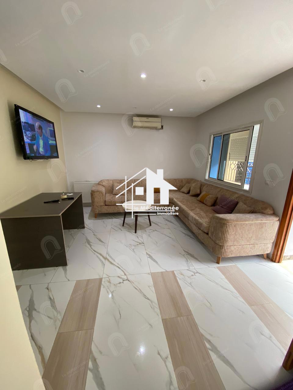 A vendre appartement S+3 Hst Rdc au bardo