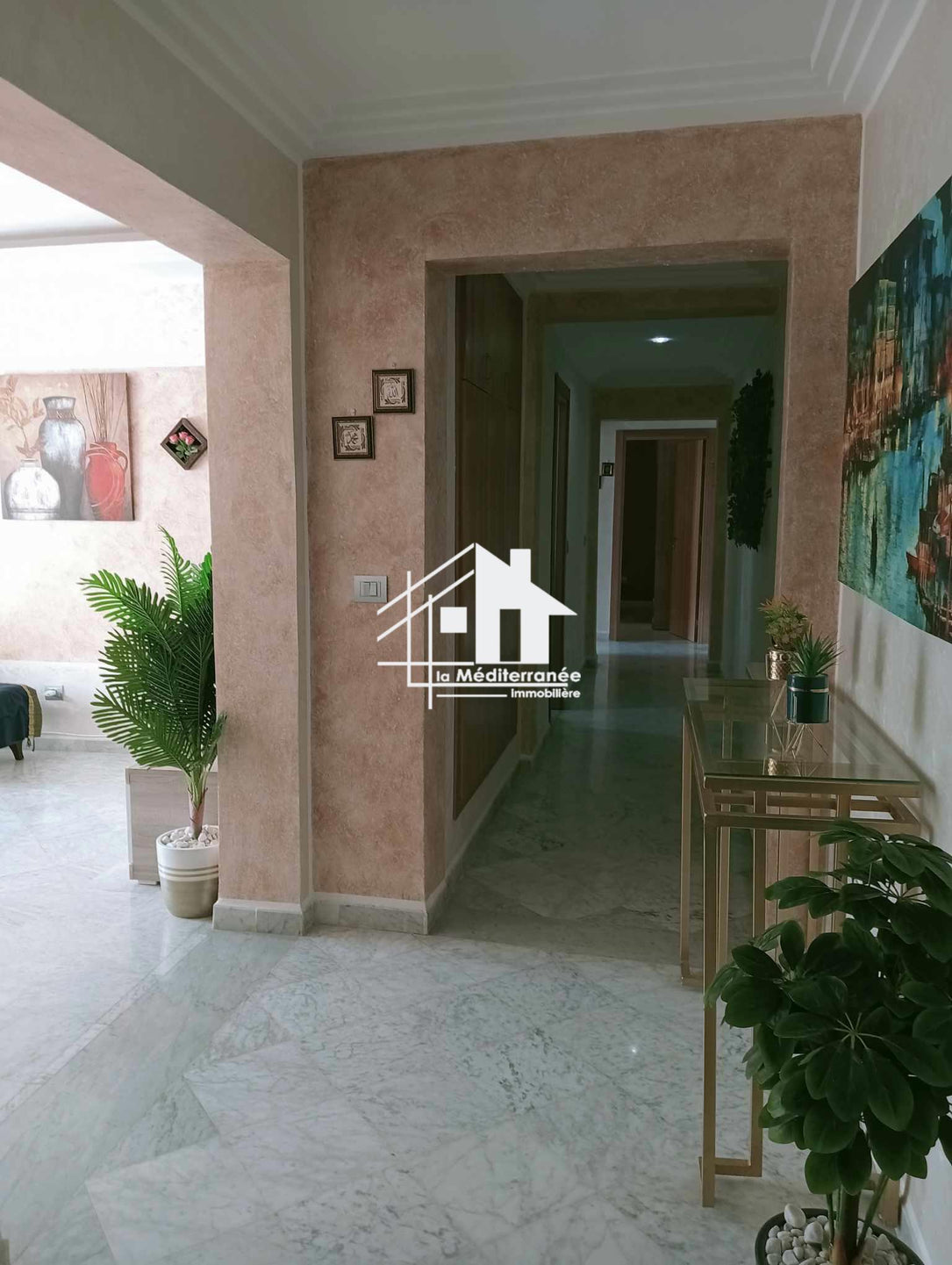 A vendre un appartement s+2 hst avec terrasse à Hammam lif