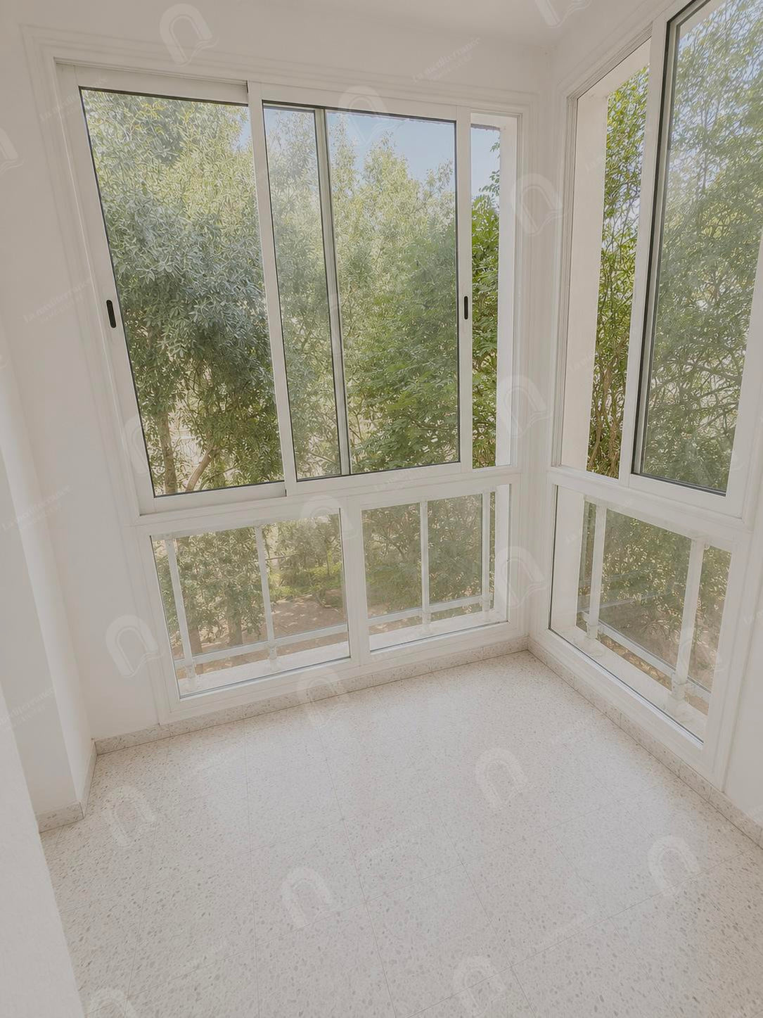 À louer appartement S+3 au bardo
