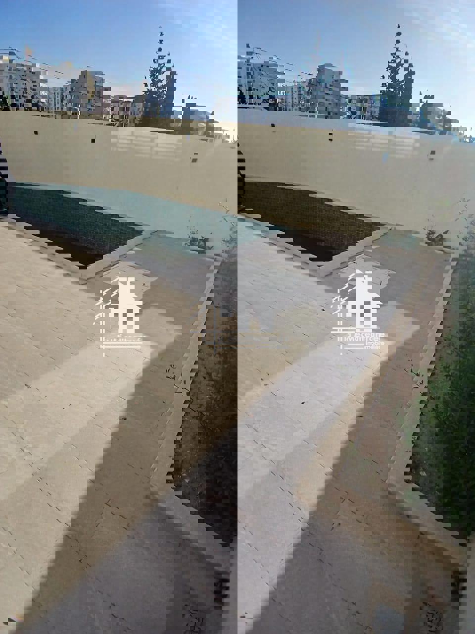A vendre s3 avec jardin et pisine a la nouvelle soukra