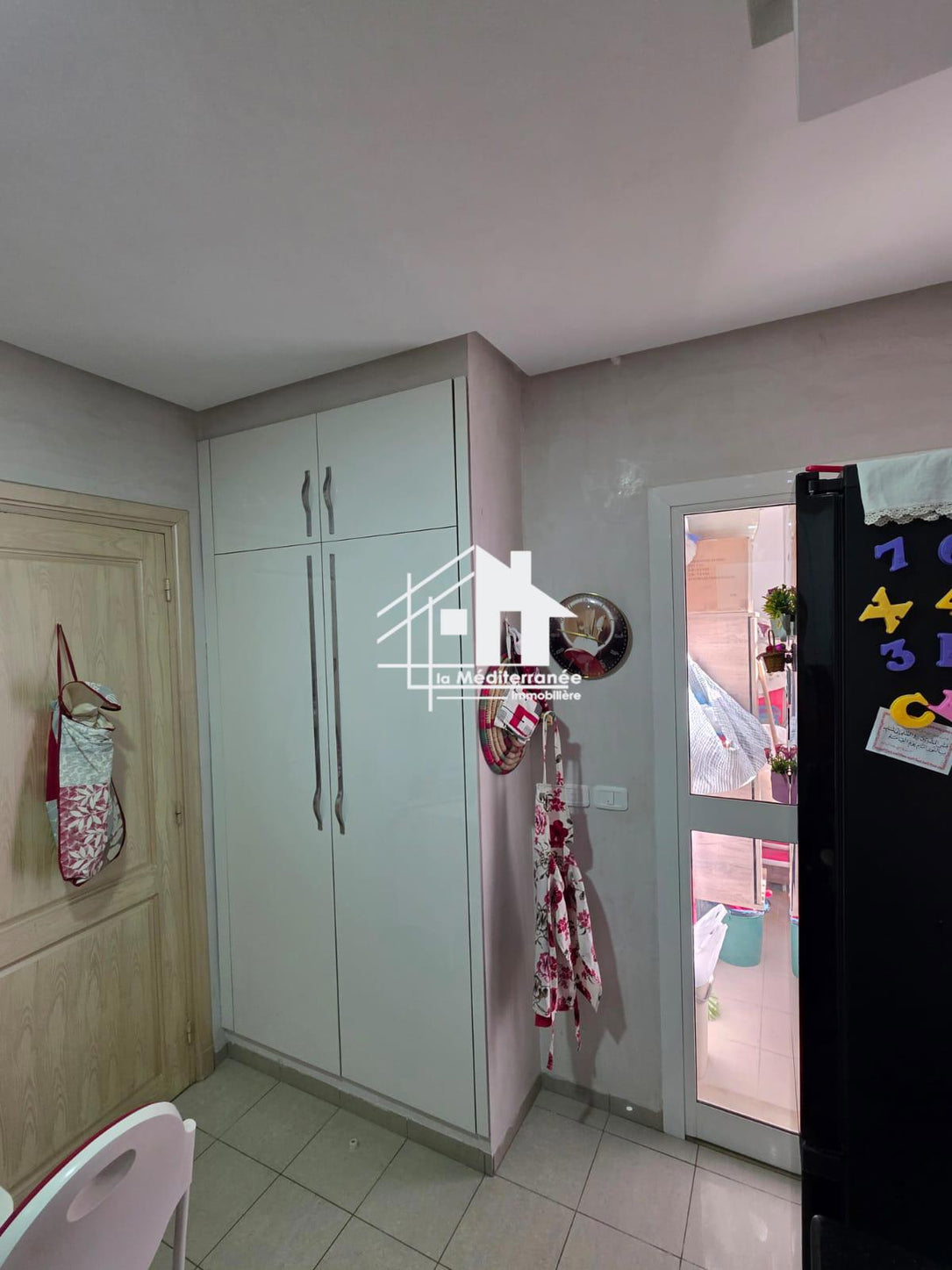 A vendre appartement S+3 à Cité El Waha à El Agba