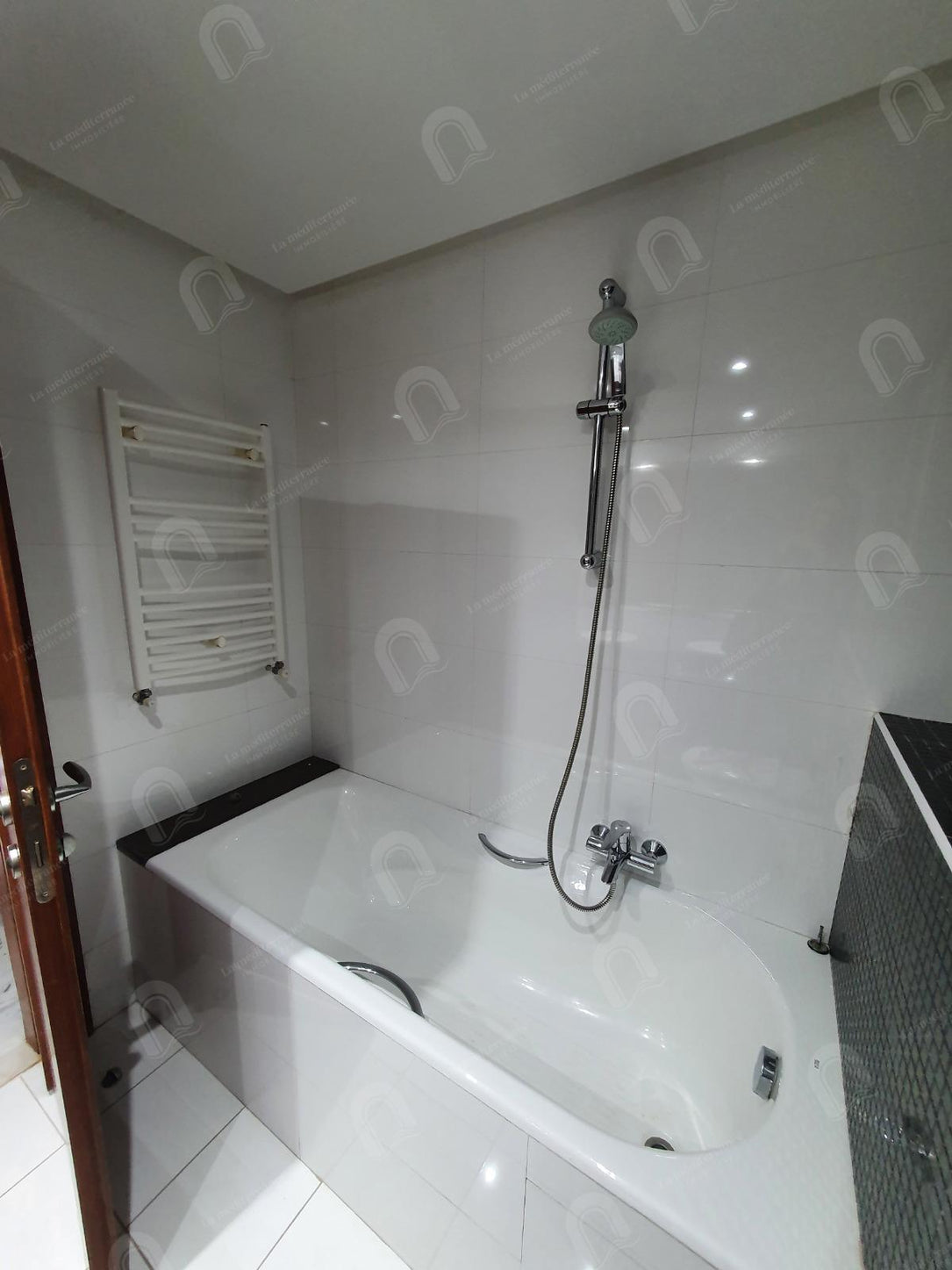 Appartement S+3 aux les berges du lac 2