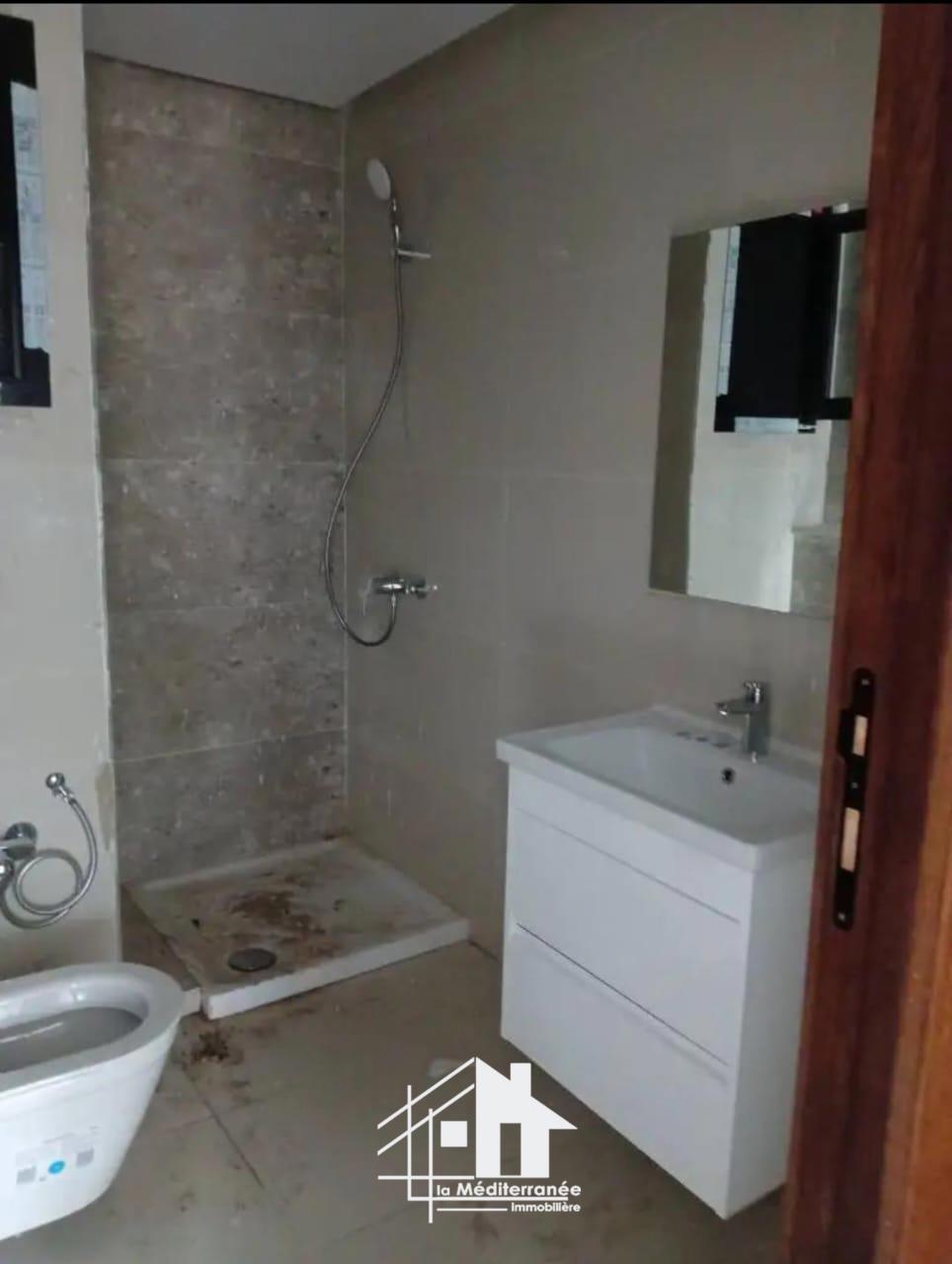 A vendre appartement S+1 à Ain Zaghouan