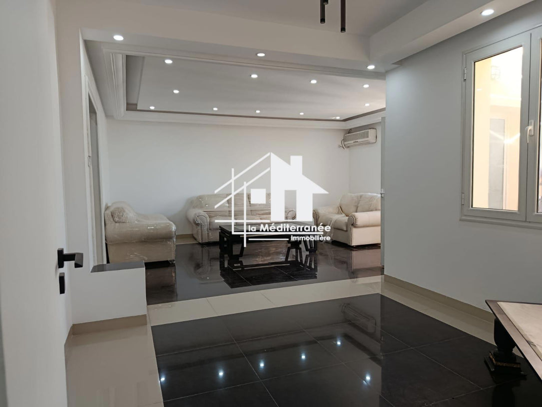 Appartement S+3 au Lac 1