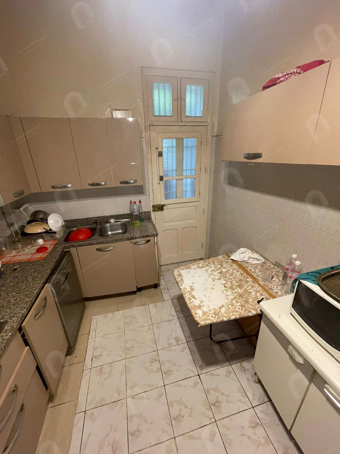 A vendre une villa 2S+1 indépendante  au bardo centre