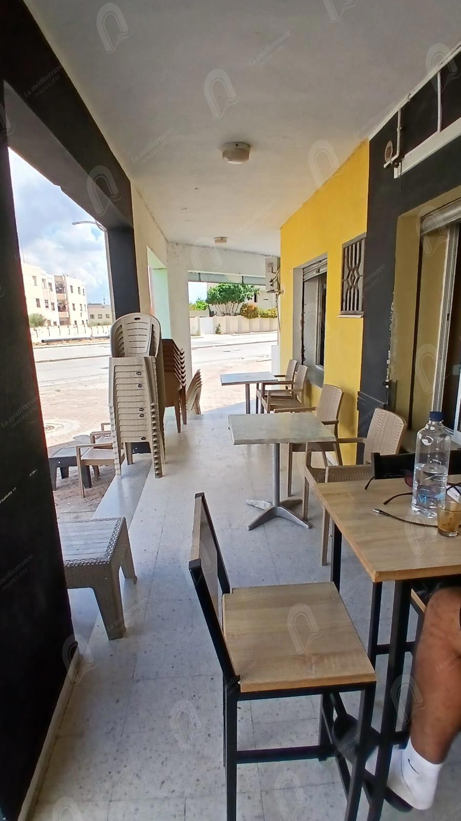A vendre café avec matériaux à cite el waha