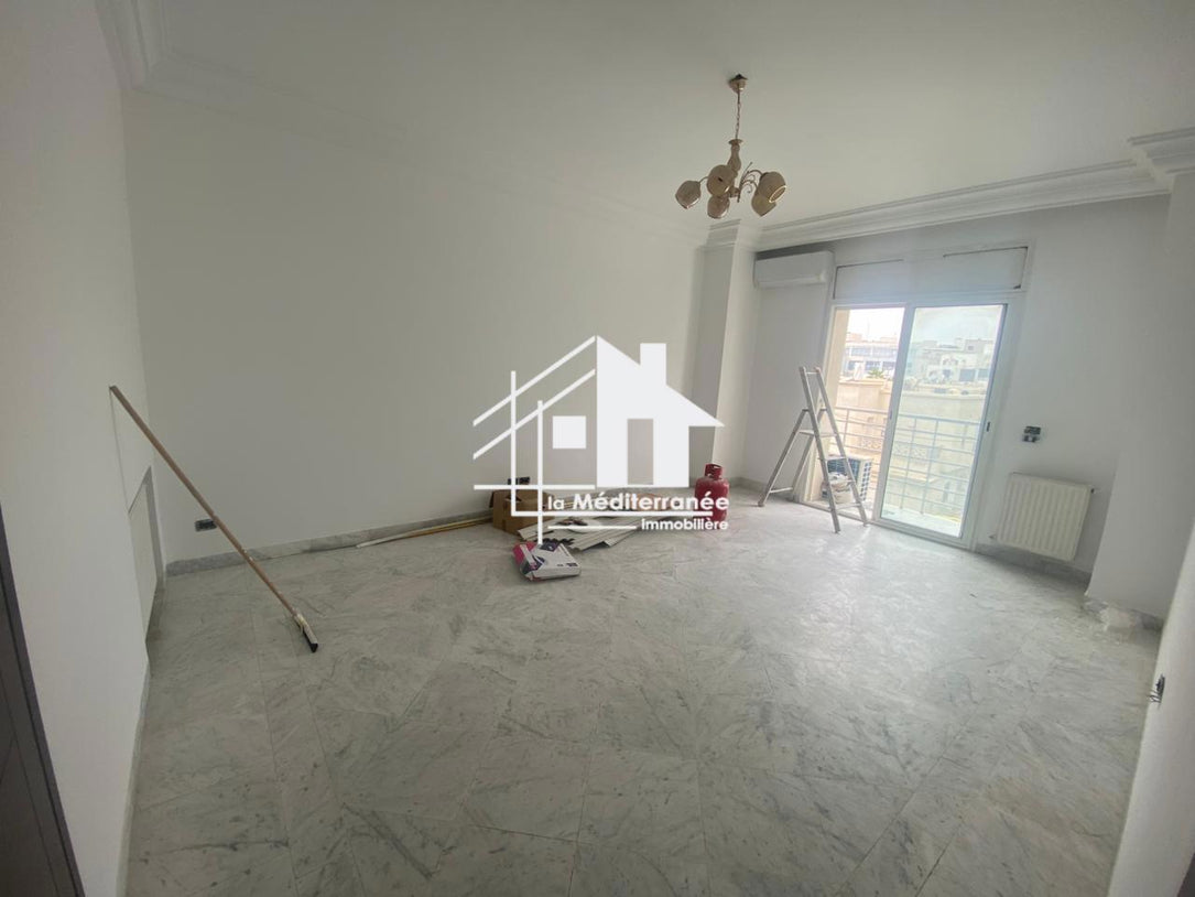Un appartement S+2 au berges du Lac 2