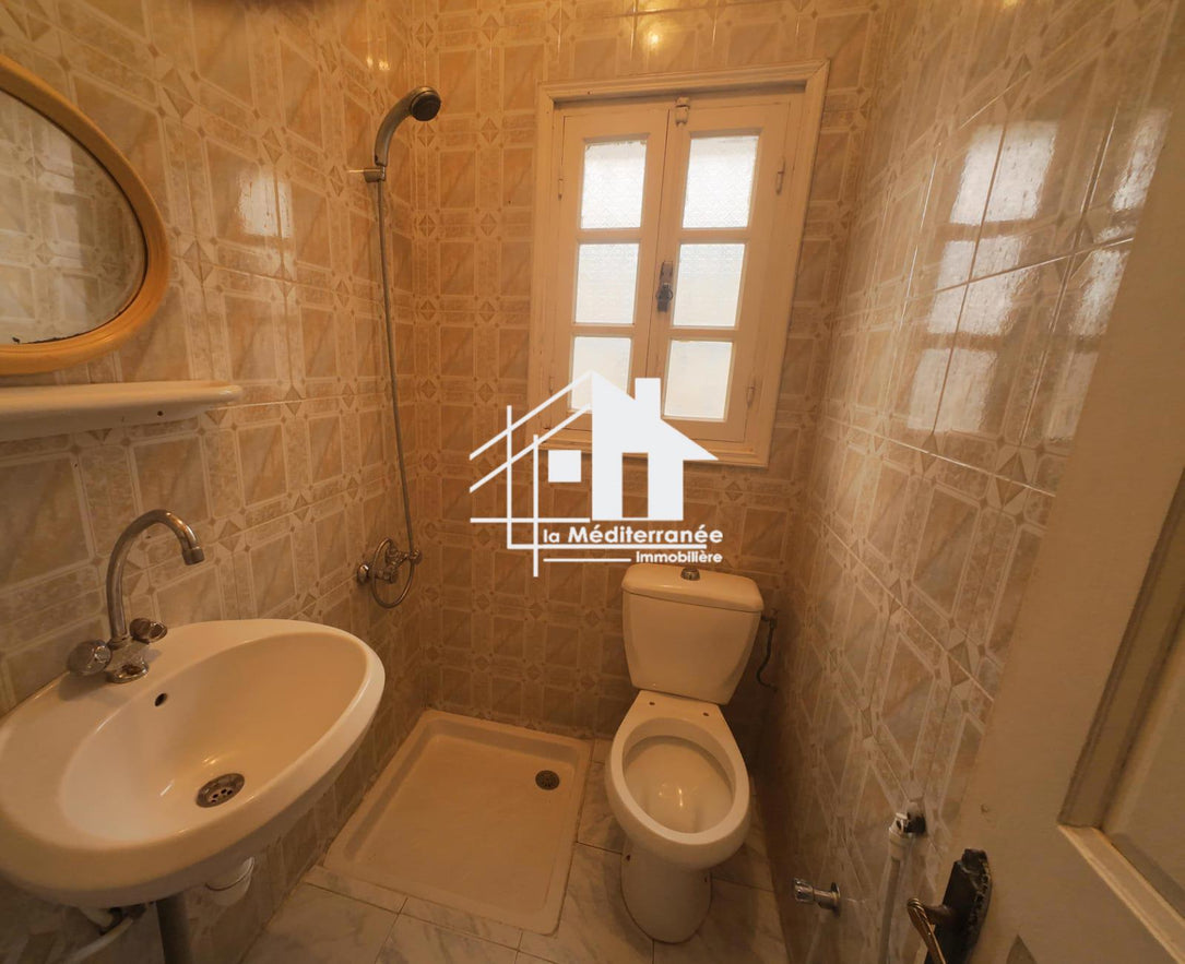 A louer étage de villa S+3 à manouba