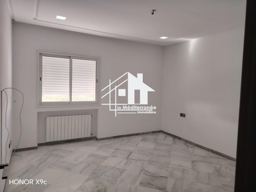 a vendre s+2 a jardin d'el menzah 2