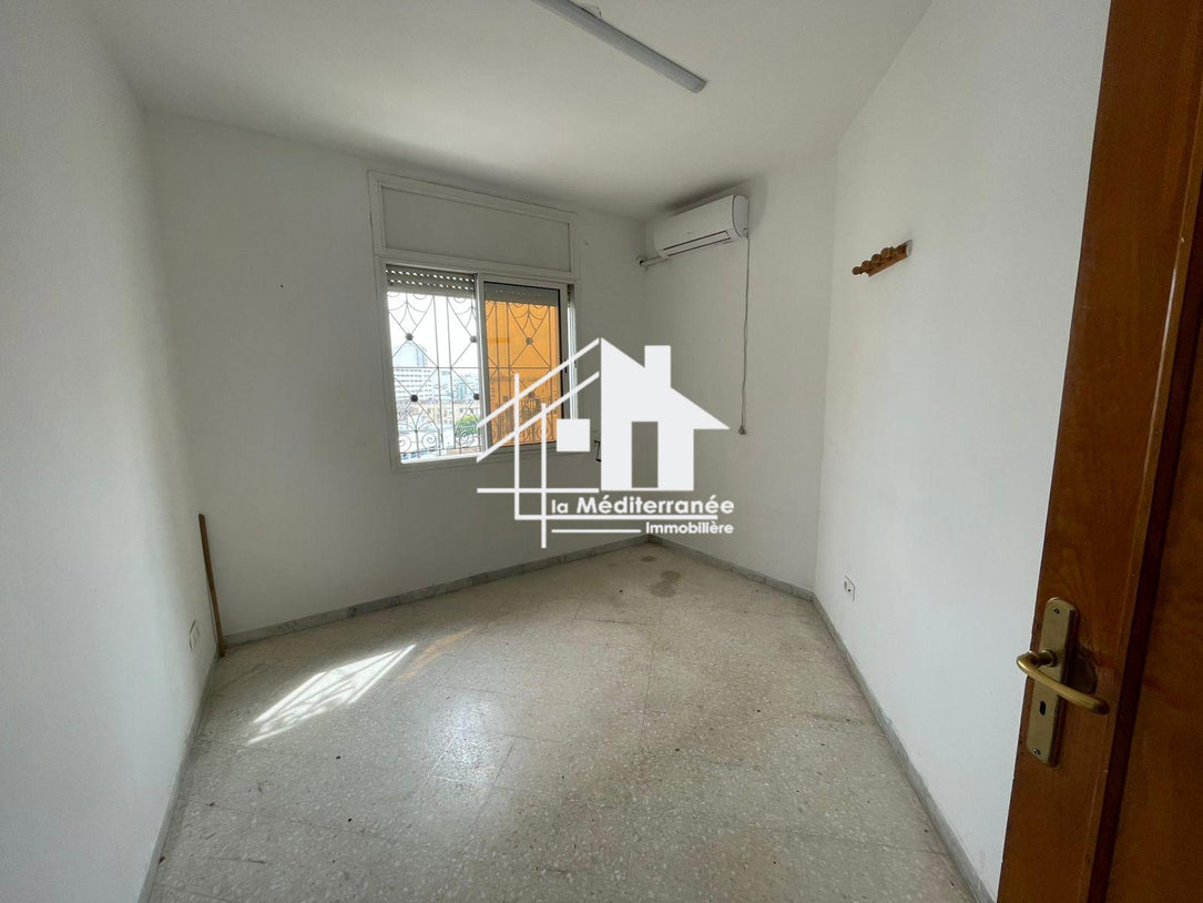 A louer appartement S+2  au centre ville