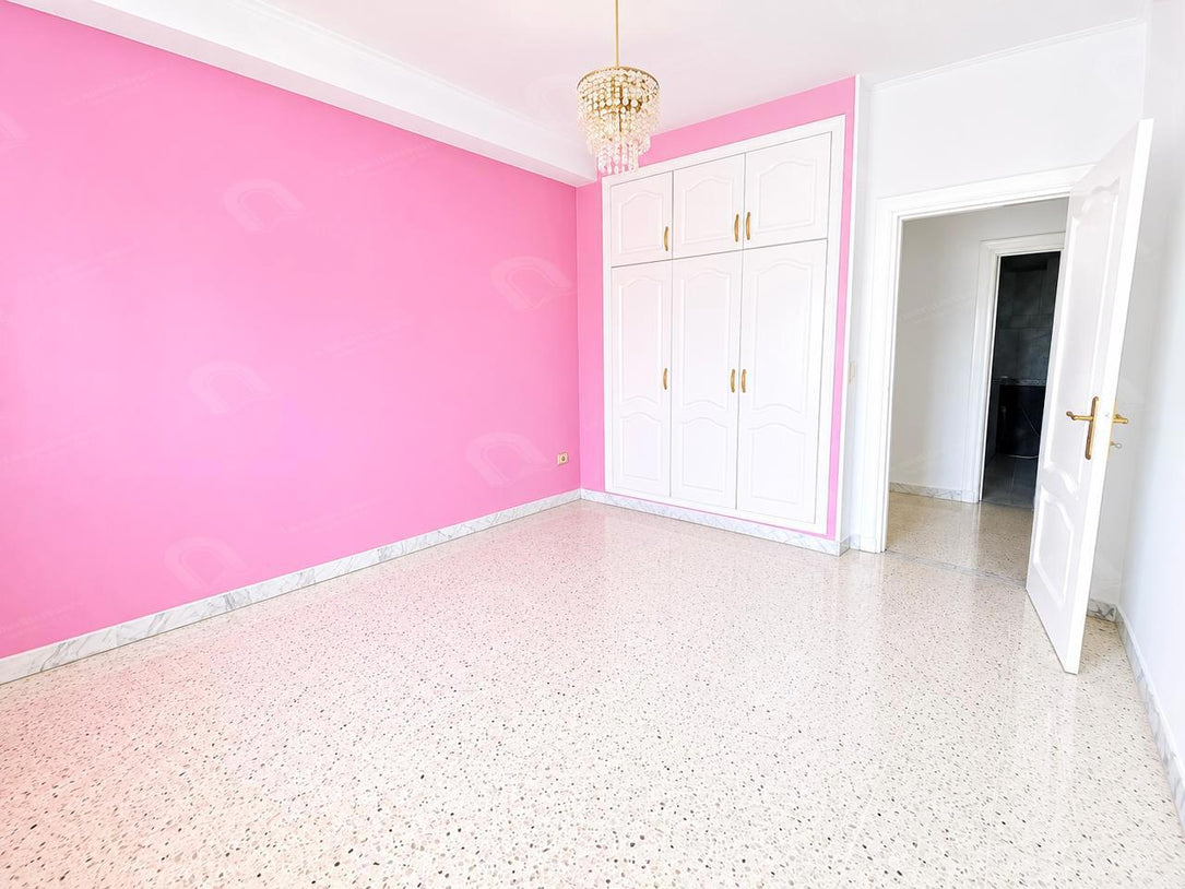 A louer appartement s+3 au Bardo
