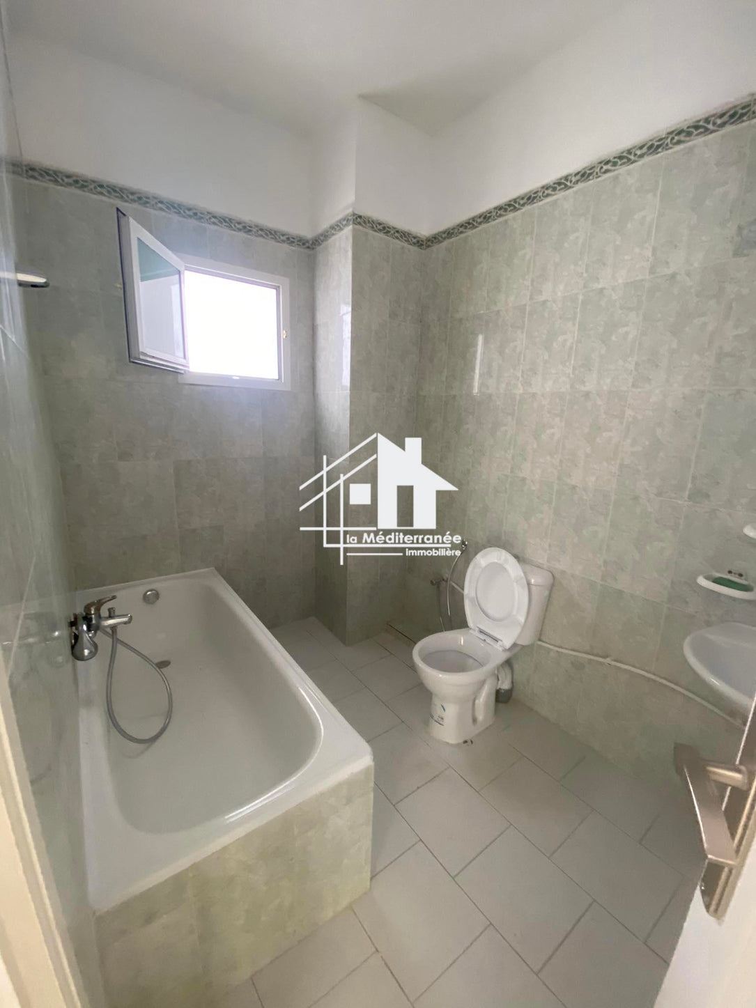 A vendre Appartement s2 à hammam-lif