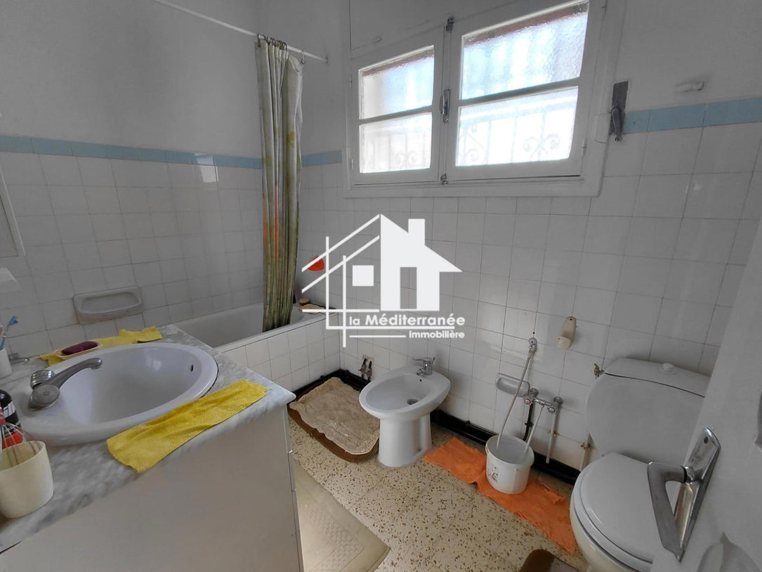 A vendre une villa sur deux niveaux à Montfleury