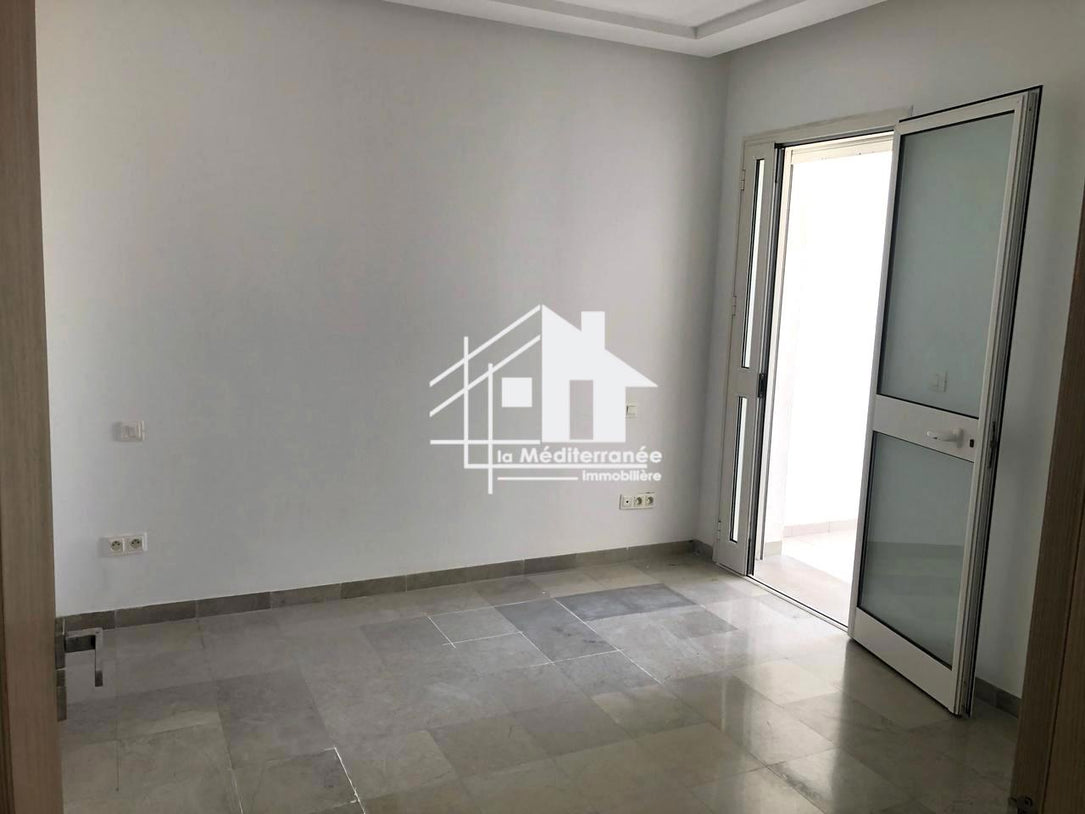 A louer appartement S+2 à Ain Zaghouan Nord